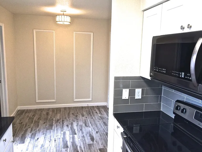 8400 Jamestown Dr #310 — Photo 5