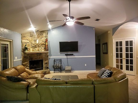 2nd image of 6013 NW 41st Ln