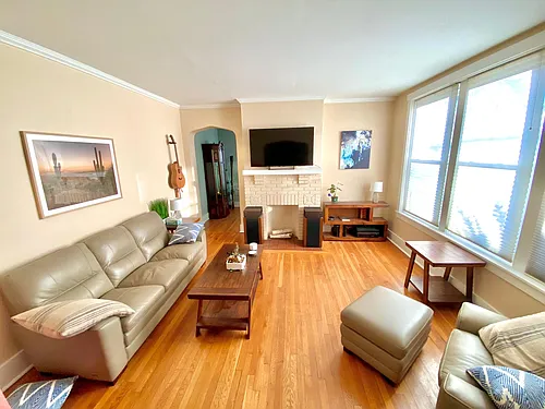 1-804 E End Ave #1 Photo 1