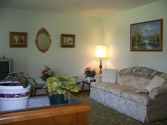 5th image of 2260 Haywood Dr