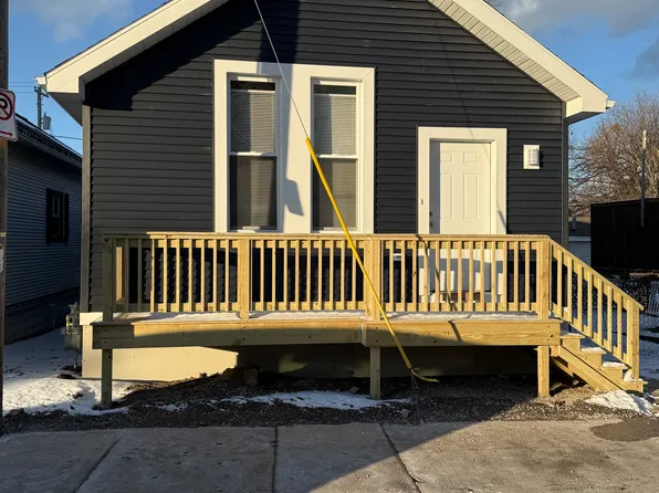 340 E Archer Ave #1, Milwaukee, WI 53207