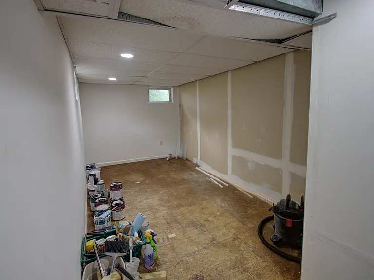 6520 Armstrong Ave — Photo 22