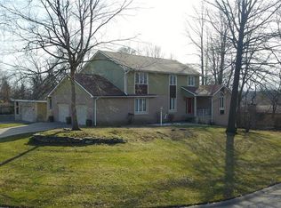 2368 Bur Oak St NE, Canton, OH