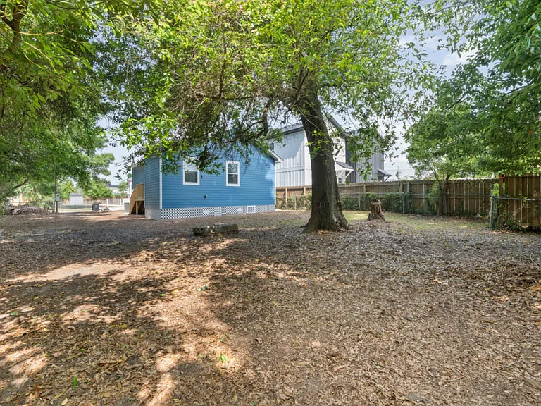 418 N C St — Photo 3