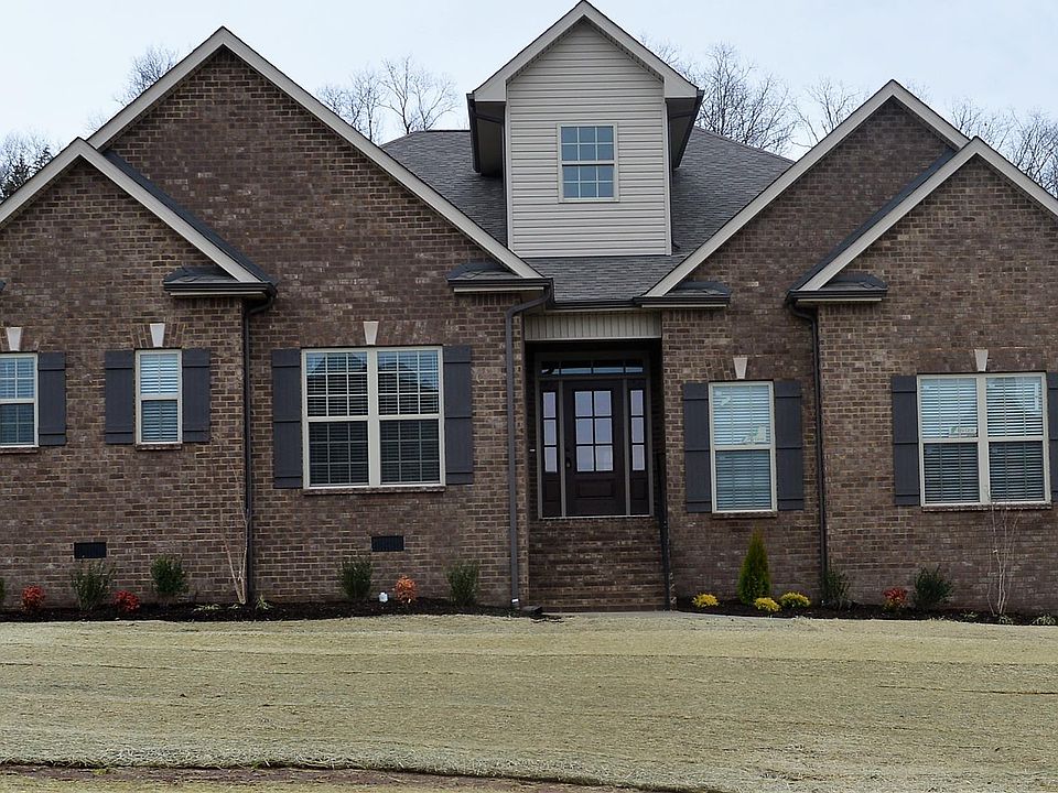 1st image of 644 Twin View Dr