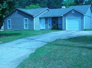 1096 Pine Meadows Dr, Morrow, GA 30260