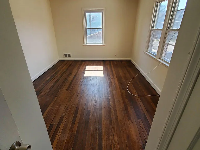 94 S Clinton St #1 — Photo 3