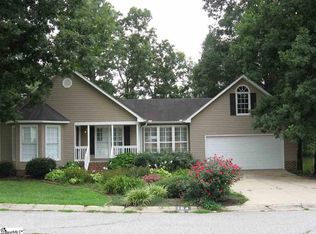 104 Groveton Ct, Simpsonville, SC 29681