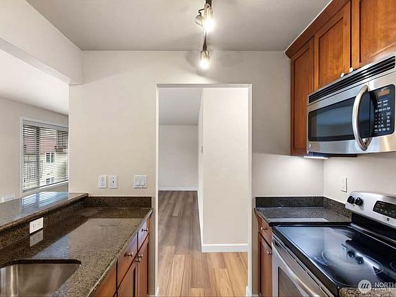 5th image of 512 141st Ave SE APT 57
