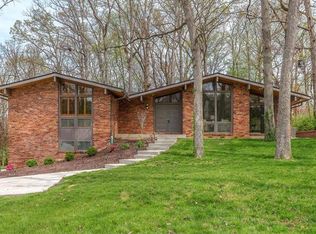 23 Black Oak Dr, Saint Louis, MO