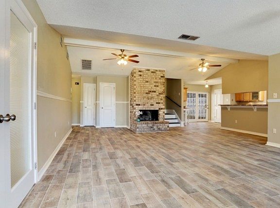 3rd image of 12961 McRaven Ct