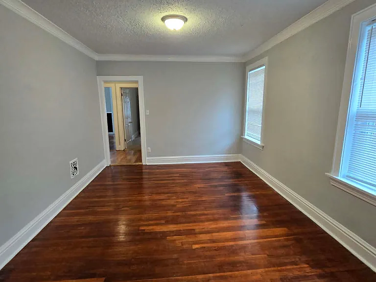 5030 Winona Ave #2F — Photo 5