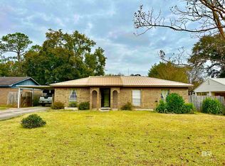403 E Myrtle Ave, Foley, AL 36535