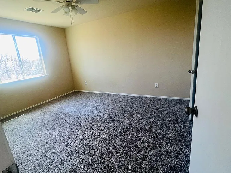 9200 Goldenview Dr — Photo 19
