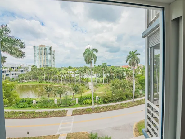 200 Diplomat Pkwy APT 519, Hallandale, FL 33009