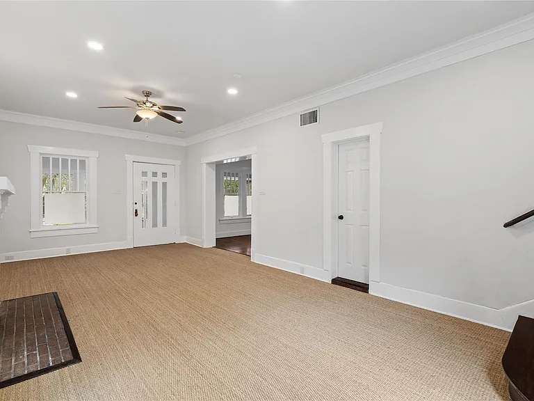 1210 Hawthorne St — Photo 9