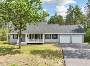 23 Christopher St, Fryeburg, ME 04037