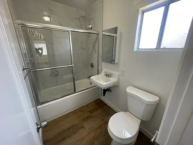 519 W D St #E — Photo 12