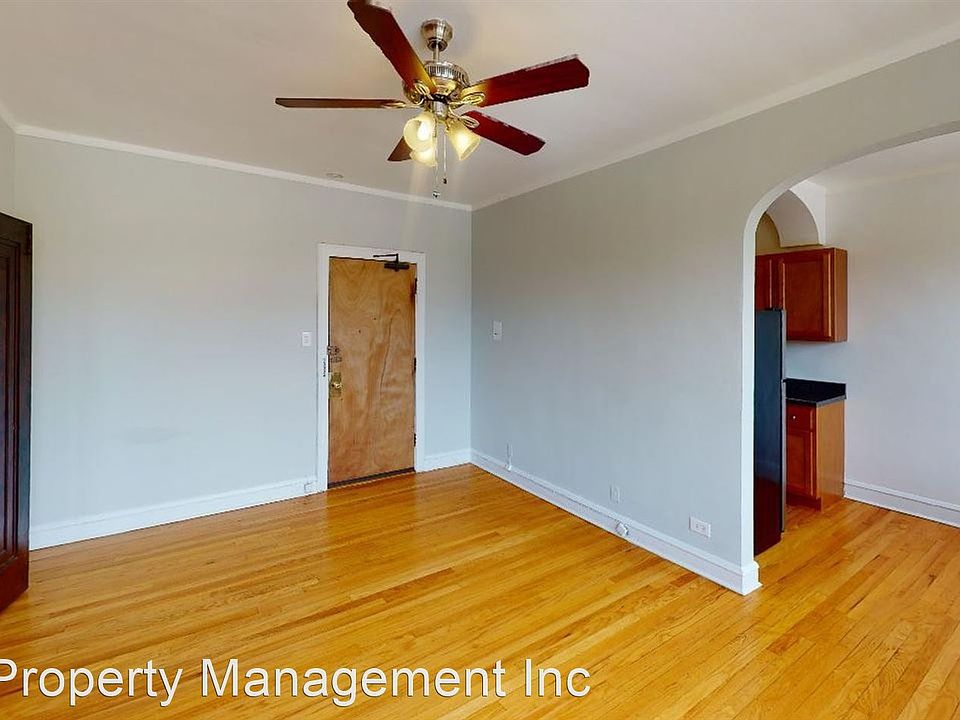 1st image of 4505 N Lincoln Ave APT 2G