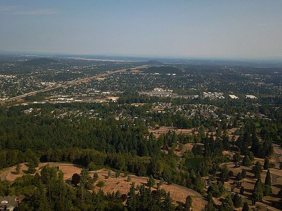 5th image of 10541 SE Quailridge Dr