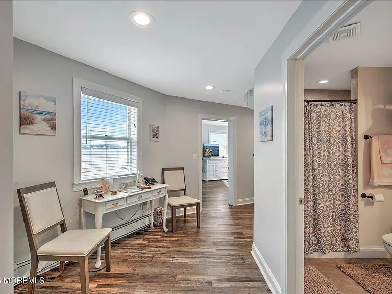 424 E Longport Ave — Photo 26