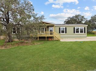 2711 FM 1332, Jourdanton, TX 78026