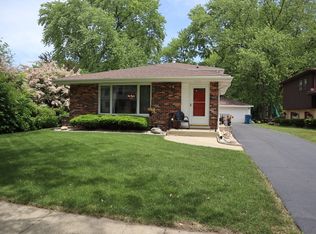 14935 Kilbourne Ave, Midlothian, IL 60445