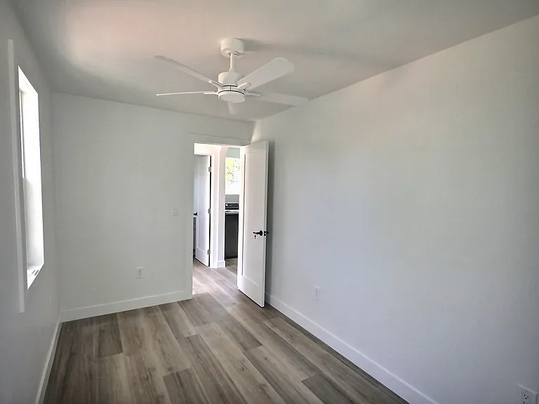 3737 Paloma Dr — Photo 14