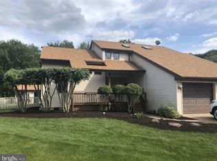 312 Donnas Way, Exeter, PA 18643