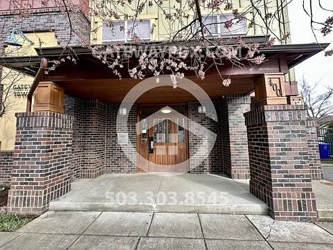 400 NE 100th Ave #111 — Photo 4