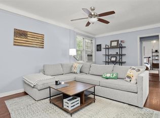 811 Bronx River Rd APT 4J, Bronxville, NY 10708