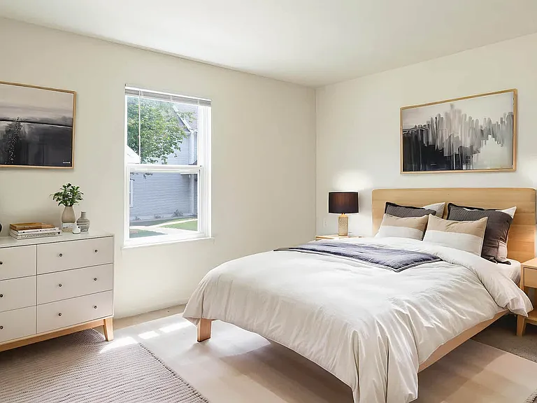 2396 Leslie Cir — Photo 6
