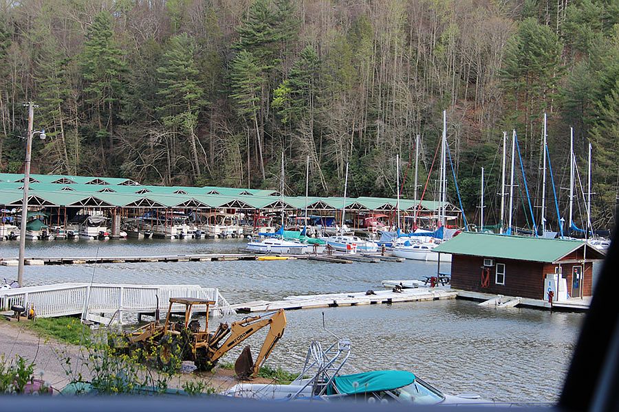 1st image of 200 Mallard Cove Drive
