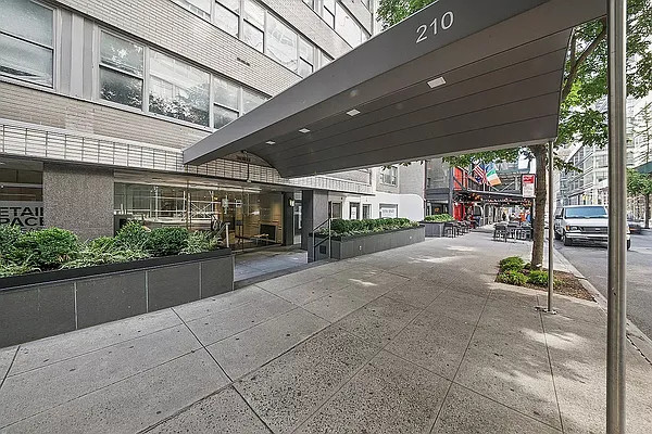 Rented by MNS | media 16