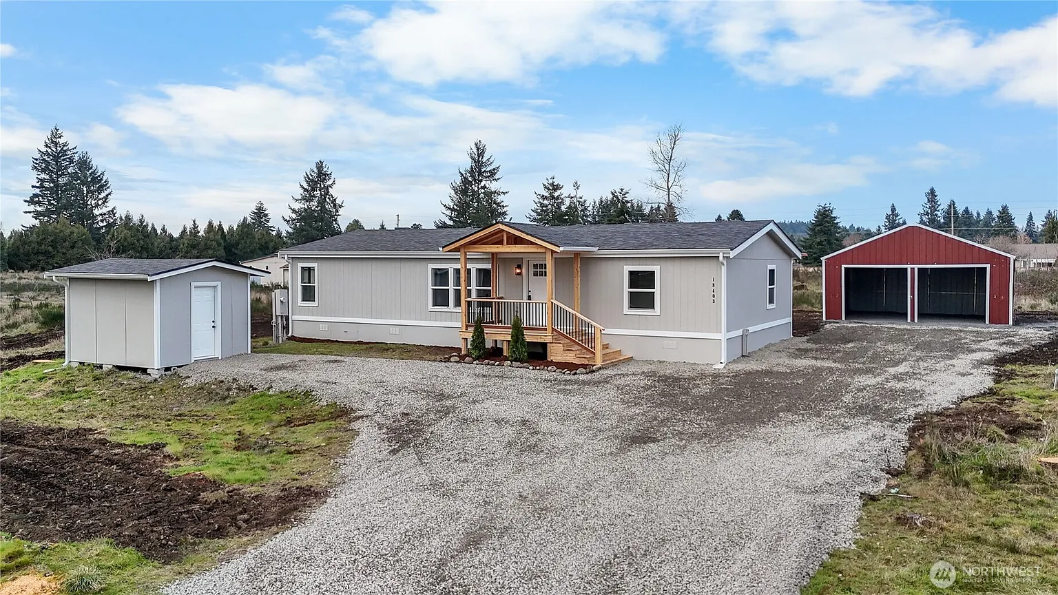 18403 Ivan Street SW photo 1