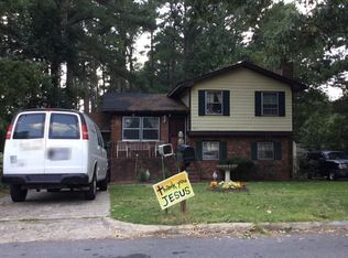 2904 Snowberry Dr, Raleigh, NC 27610