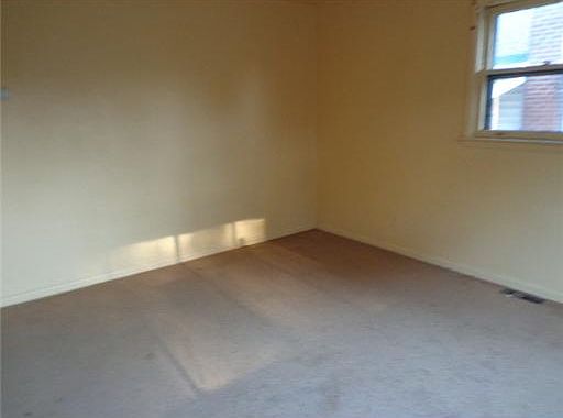 4th image of 753 Whitmore Ave