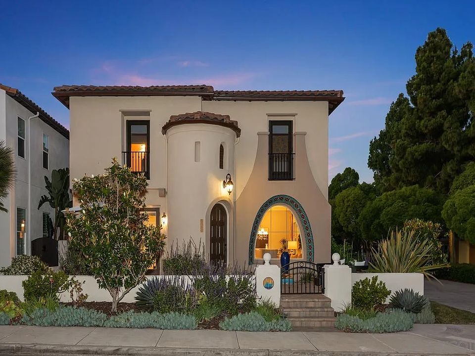 2866 W Porter Rd, San Diego, CA 92106 | Zillow