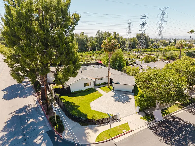11072 Chimineas Ave — Photo 42
