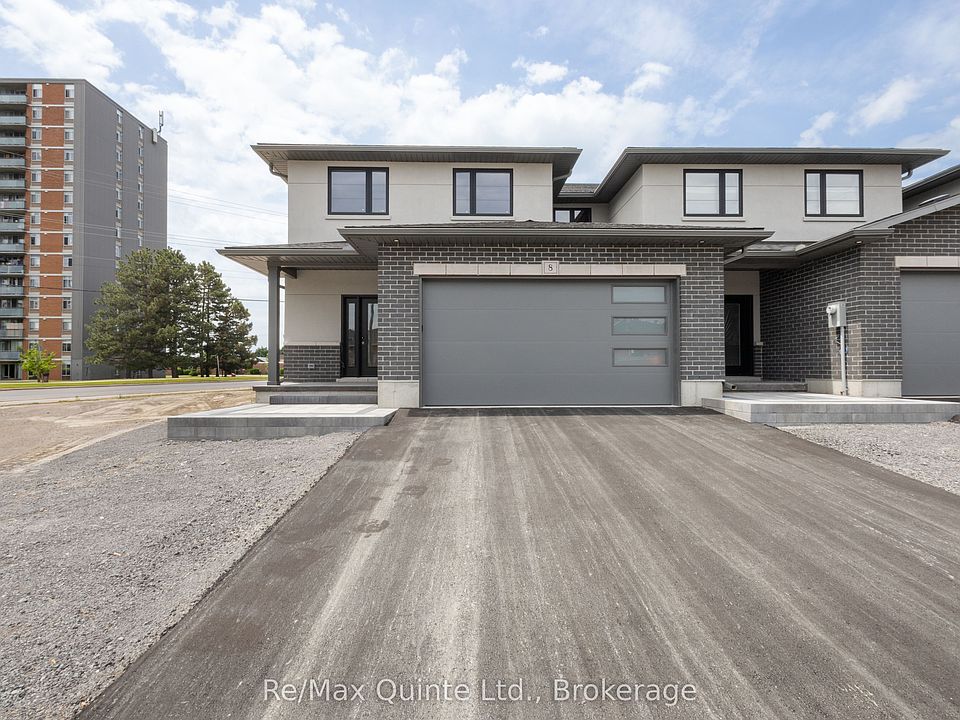 1st image of 8 Stinson Ave