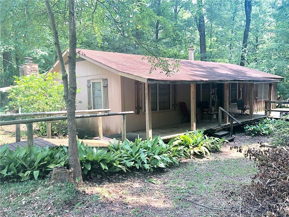 1st image of 138 Beaver Ln