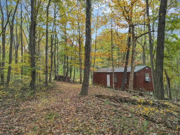 9600 Larimer Rd, Logan, OH 43138