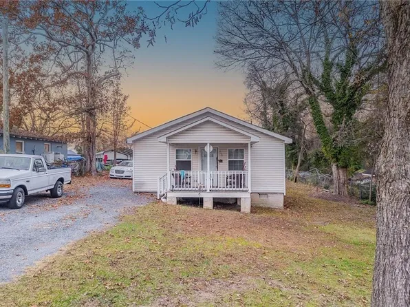 213 Iron St NW, Rome, GA 30165