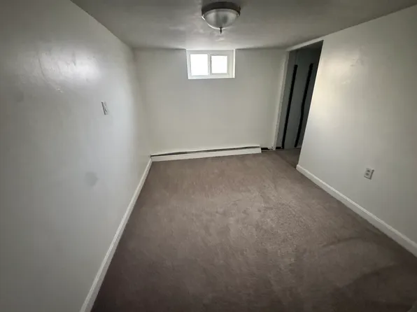 265 Laurel Hill Ave Floor 2, Providence, RI 02909