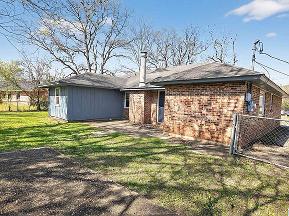 5th image of 3409 Woodpark Dr