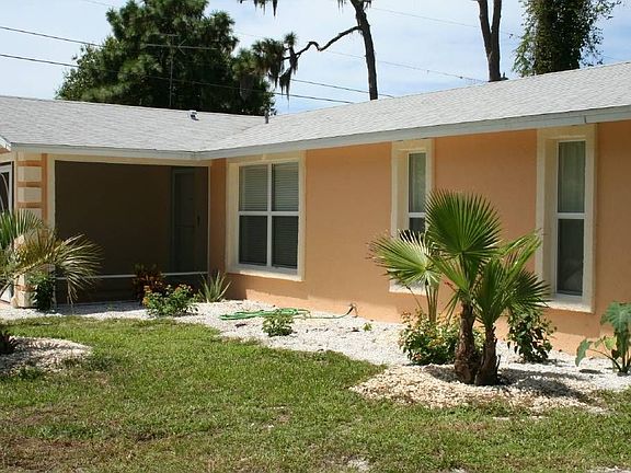 2nd image of 1080 Cedar Ave