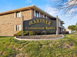 6720 Mariner Dr, Racine, WI 53406