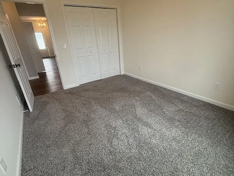 701 Stephanie Ct — Photo 16
