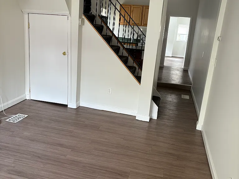 444 North Ave — Photo 2