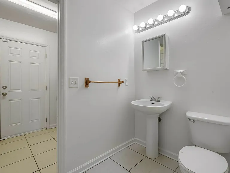1621 Mayhew St — Photo 26